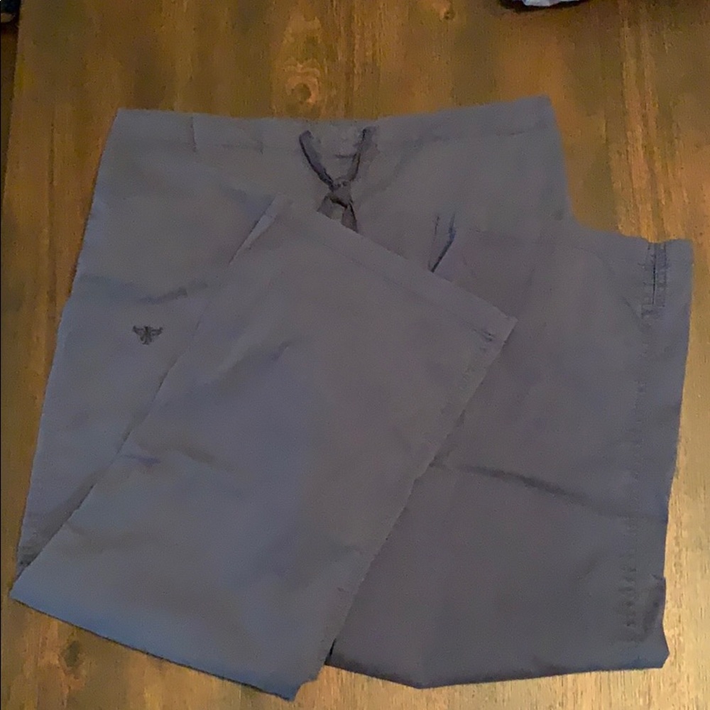 Women’s drawstring scrub pants